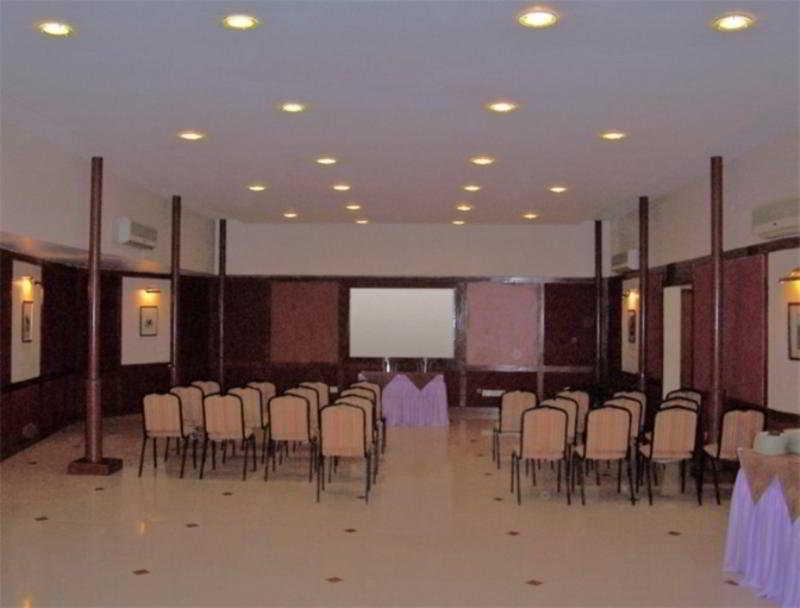 Comfort Inn Sunset Ahmedabad Facilități foto